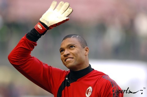 拜仁连续大胜状态恐怖（拜仁火力全开，连场横扫展现统治力）