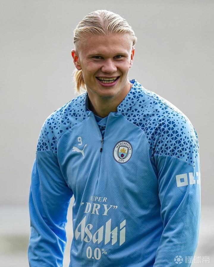 埃及足协力挺萨拉赫：你永远不会独行，你永远是最棒的（埃及足协声援萨拉赫：你永不孤单，你始终最优秀）