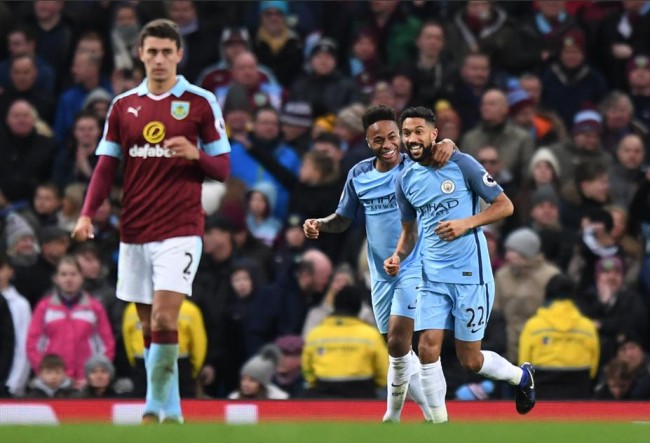 记者：张琳芃大概率还要再坚守一年，发挥老队员传帮带（记者：张琳芃大概率再战一年，担起老将传帮带职责）